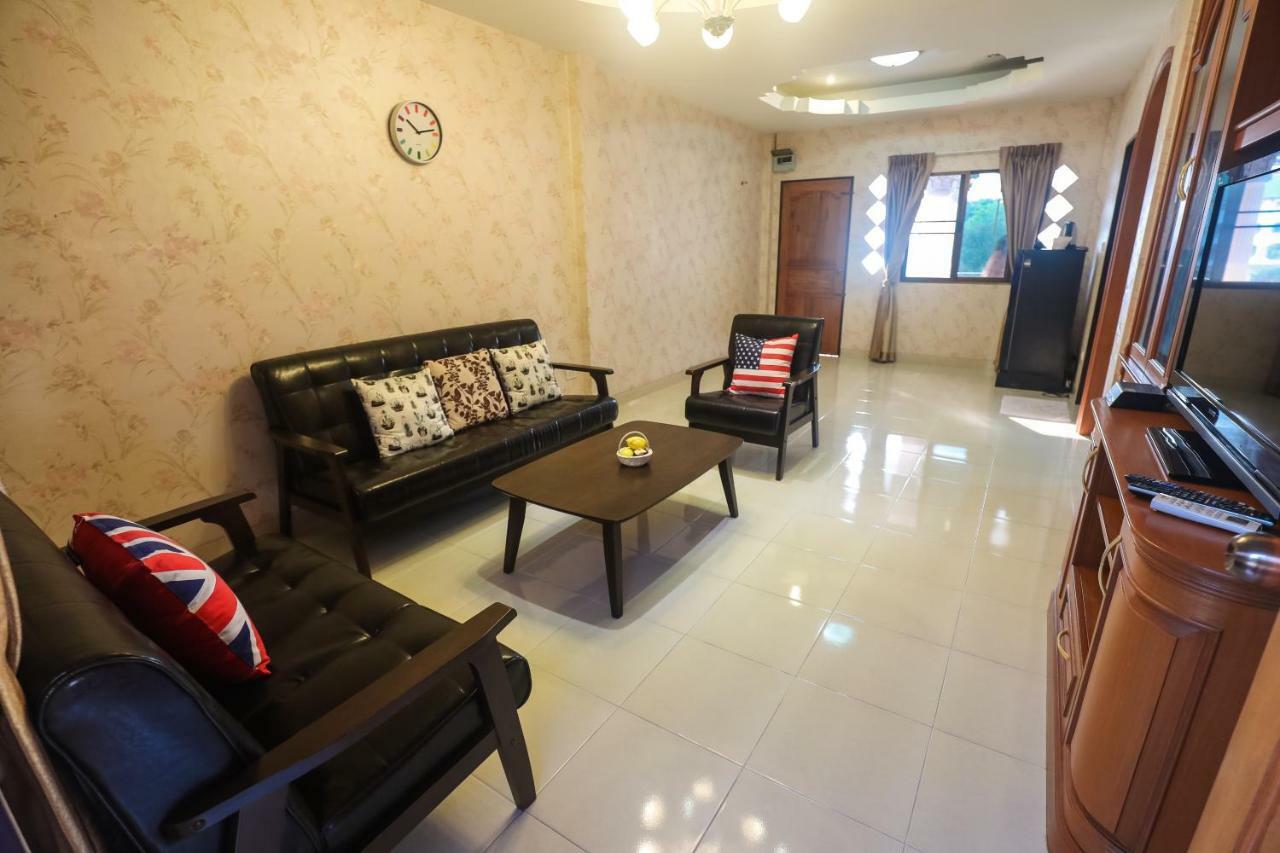 Marin House Pattaya Apartment Ngoại thất bức ảnh