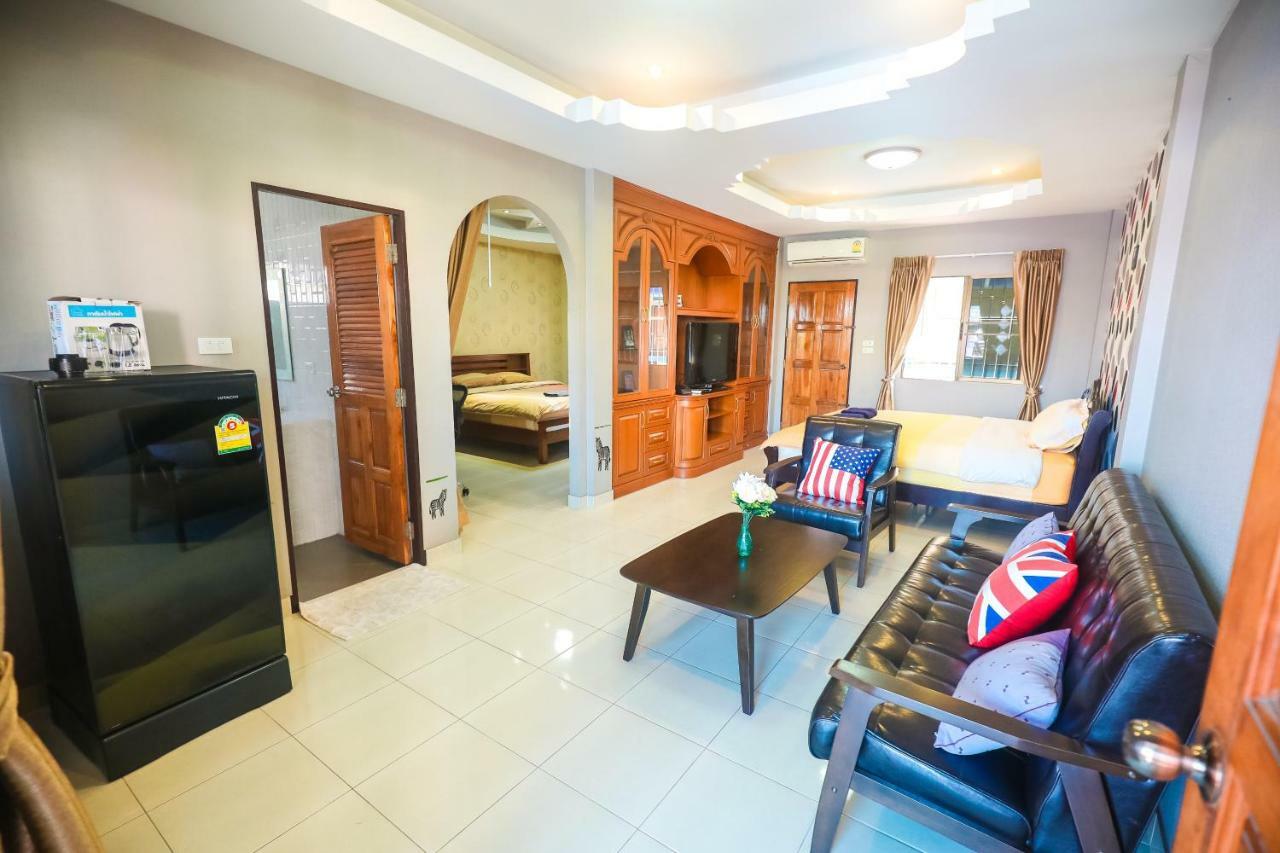 Marin House Pattaya Apartment Ngoại thất bức ảnh